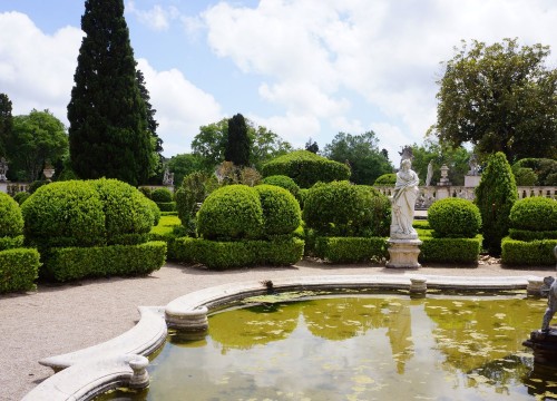 This is not Versailles…