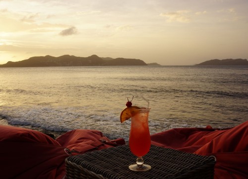 LIVE din Paradis, despre coctcktail-uri divine, de Rai