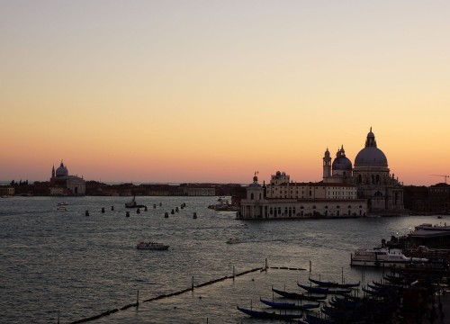 Travel guide Venice - “The most dangerous” of all the beauties in the world