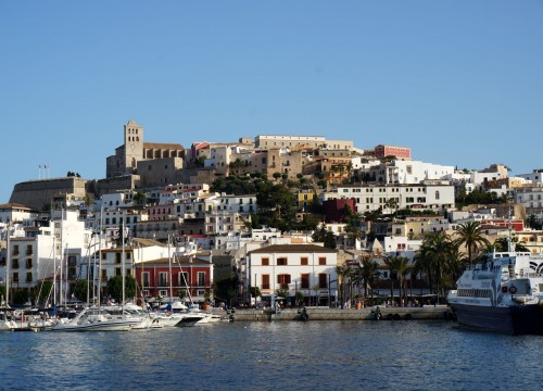 Travel guide Ibiza - Disneyland+Legoland+Gardaland….for grown-ups