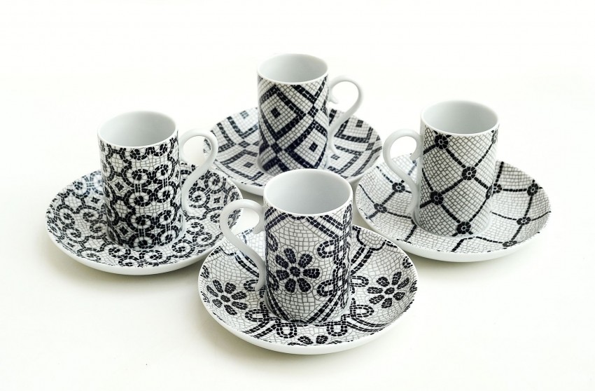 Fashion and porcelain pieces, Lisbon