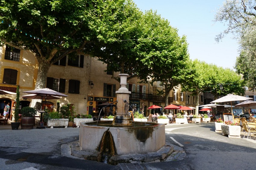Tourtour postcards - French Riviera