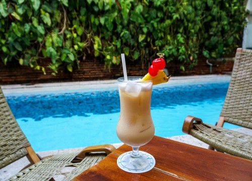 Salsa, cocktails and fiesta