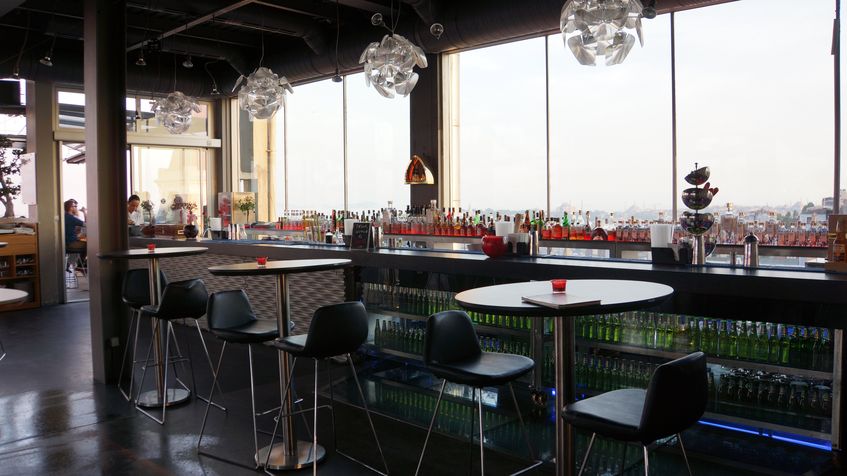360 Bar, Istanbul