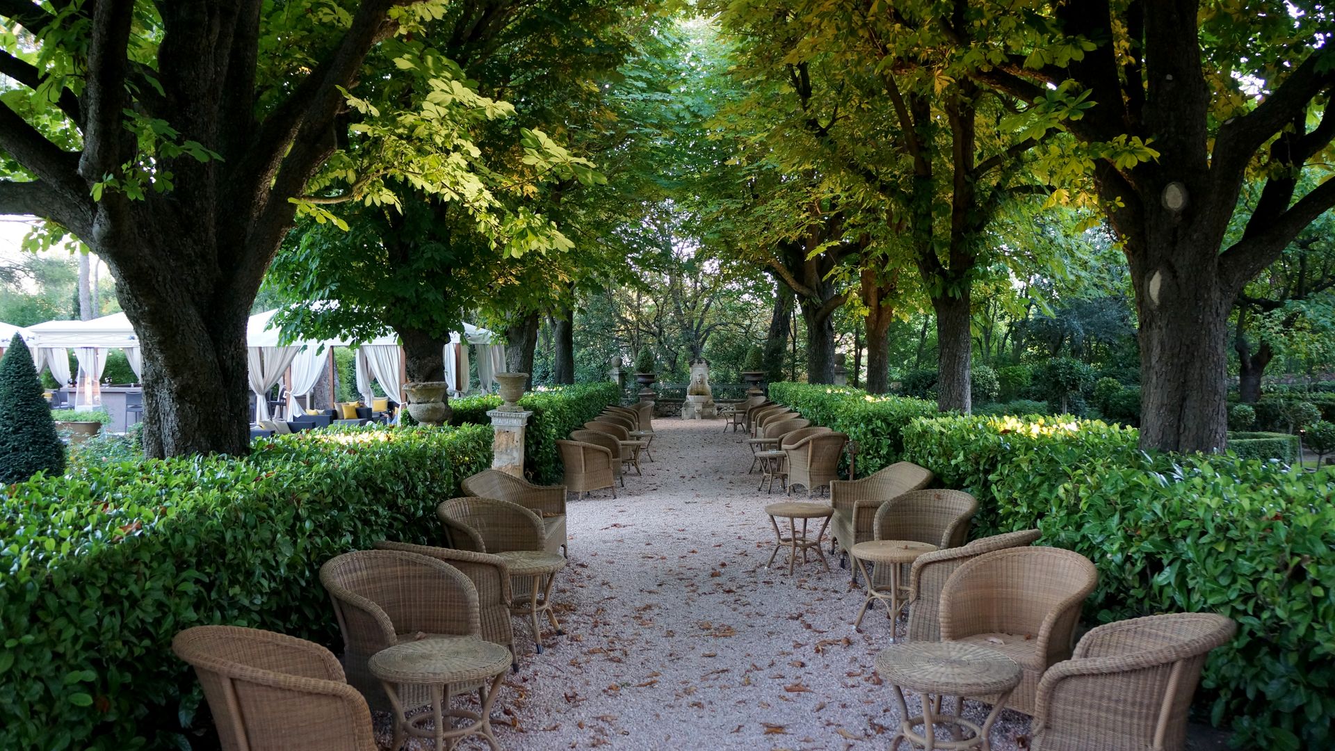 Le Pigonnet Hotel - Why the French ( sometimes) do it better