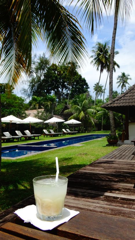 Bautura servita la Bon Ton Resort