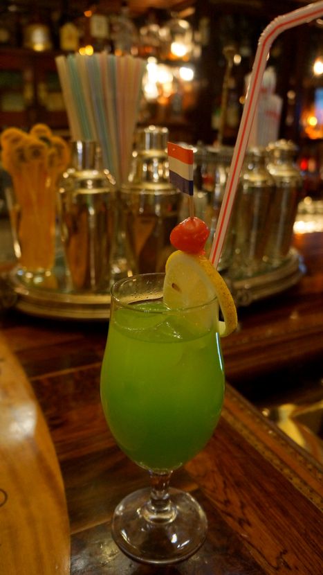 Pavilh&atilde;o chin&ecirc;s cocktail, Bar Pavilh&atilde;o