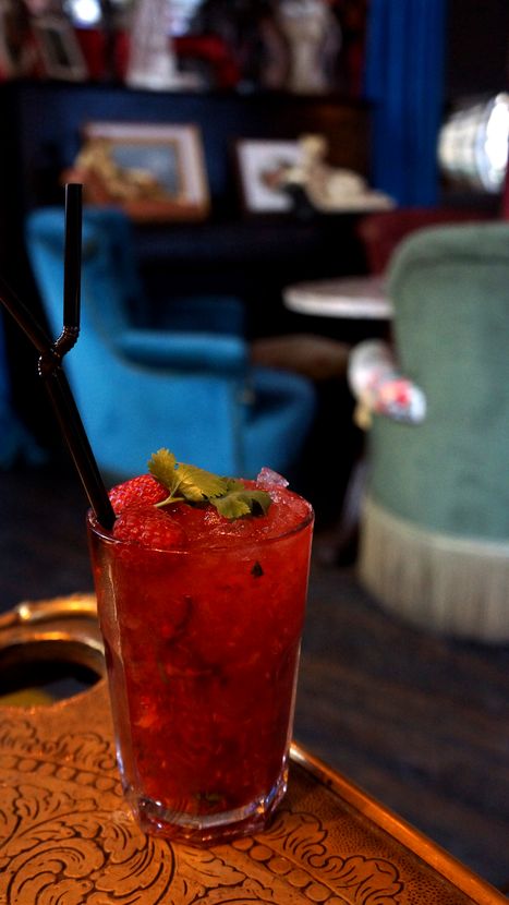 Bramble Love Cocktail, Pens&atilde;o Amor