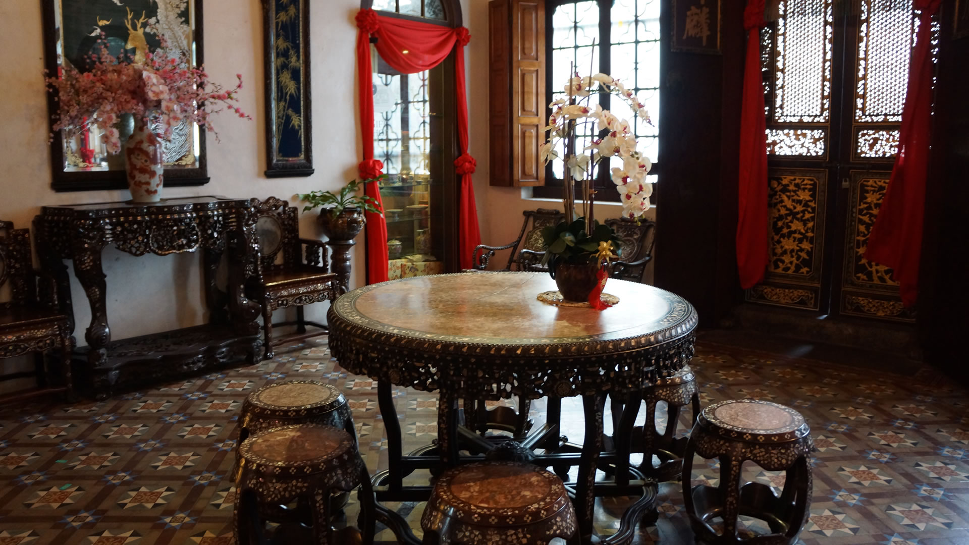 Traditional eclecticism