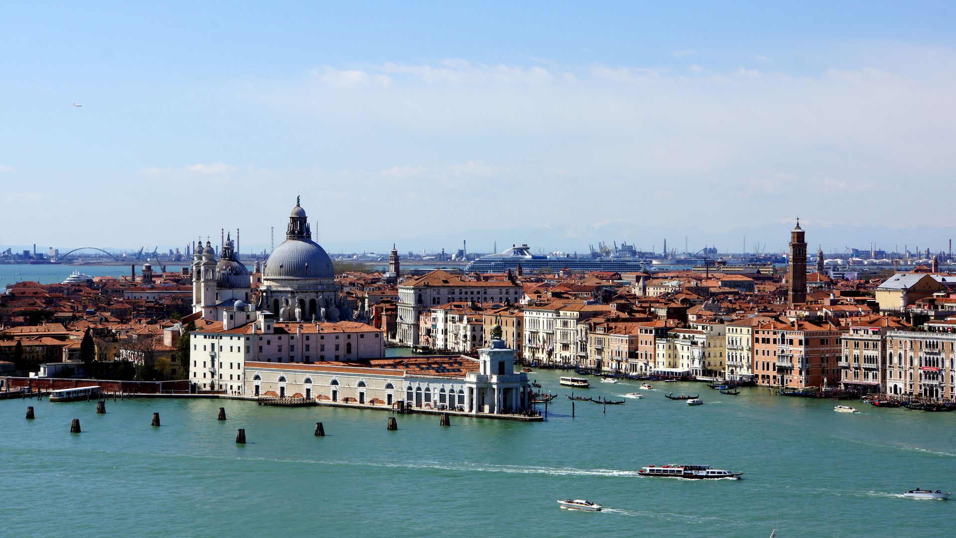 Travel guide Venice - “The most dangerous” of all the beauties in the world - second part